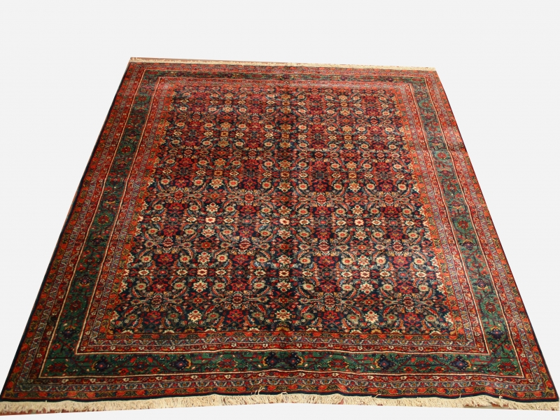 Antique sarukAntique Persian Saruk rug
8'x9'2 Rn#sa5150 circa 1940