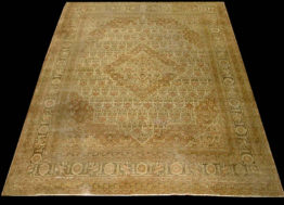 Antique Persian Tabriz RugAntique Tabriz rug.
RN # tb2710